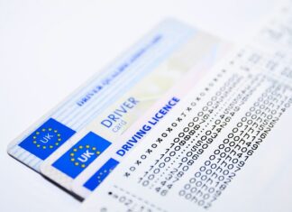 Czy można jeździć bez prawa jazdy po drogach polnych?