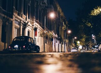 Ile pała amerykańskie samochody?